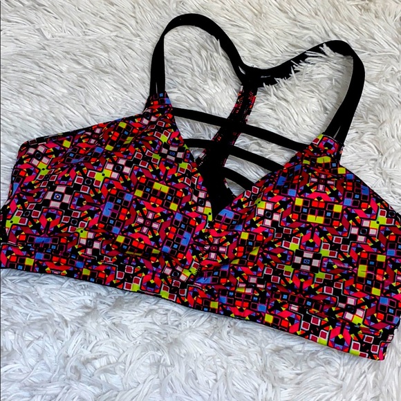 Victoria's Secret Other - Victoria Secret Strappy Plunge Sport Bra